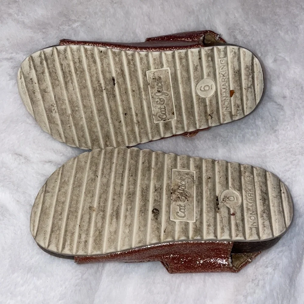 Cat & Jack size 6 rose gold sandals